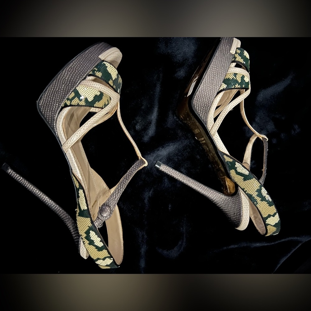 Fendi heels size 7.5
